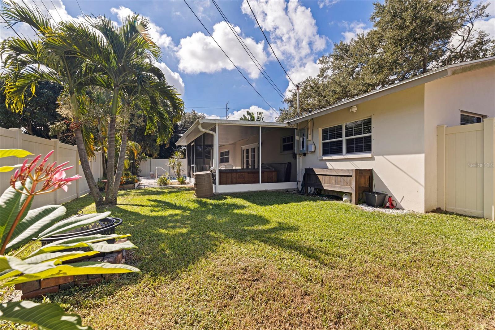 KEENE GROVES - Residential