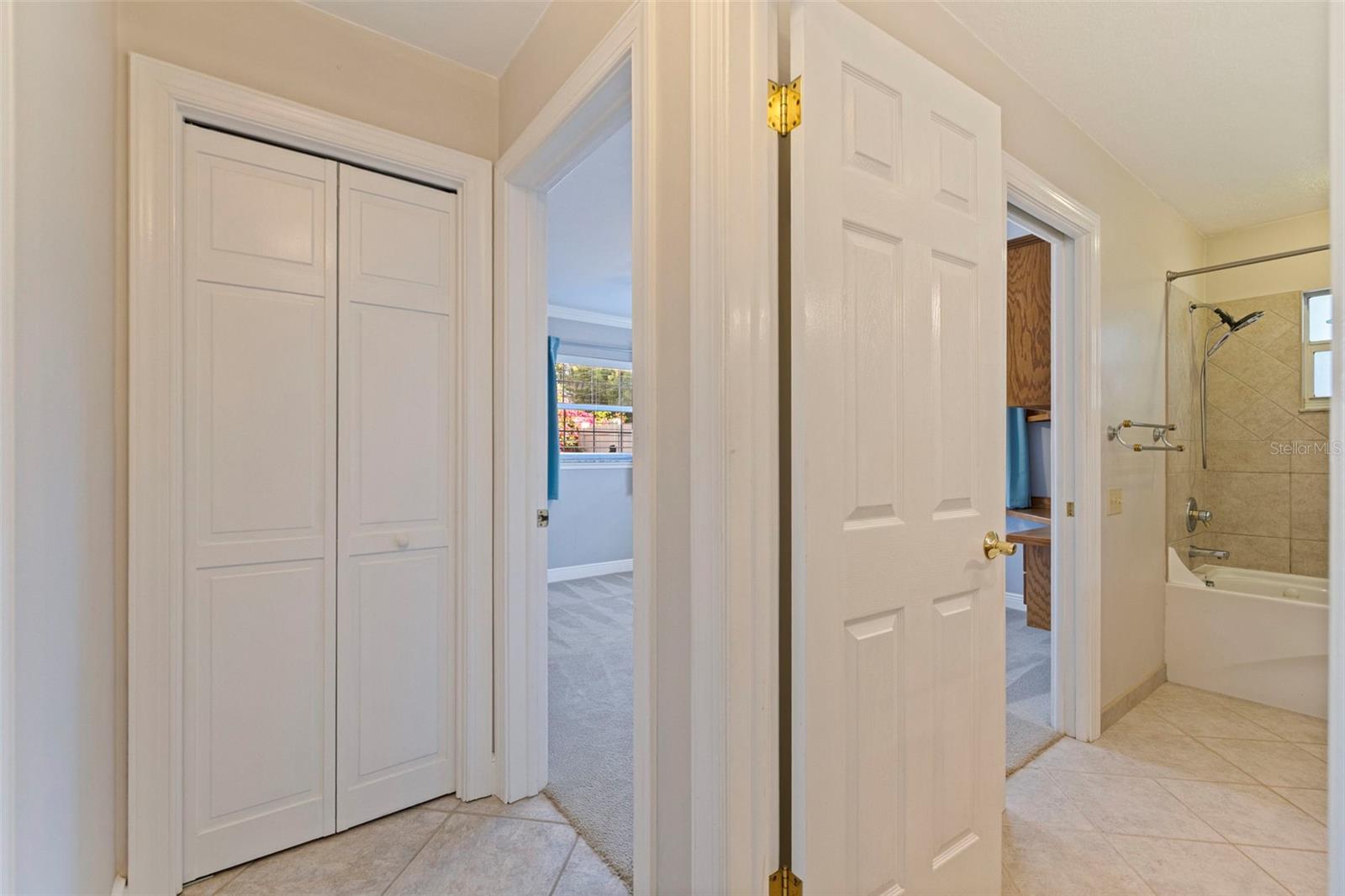 KEENE GROVES - Residential