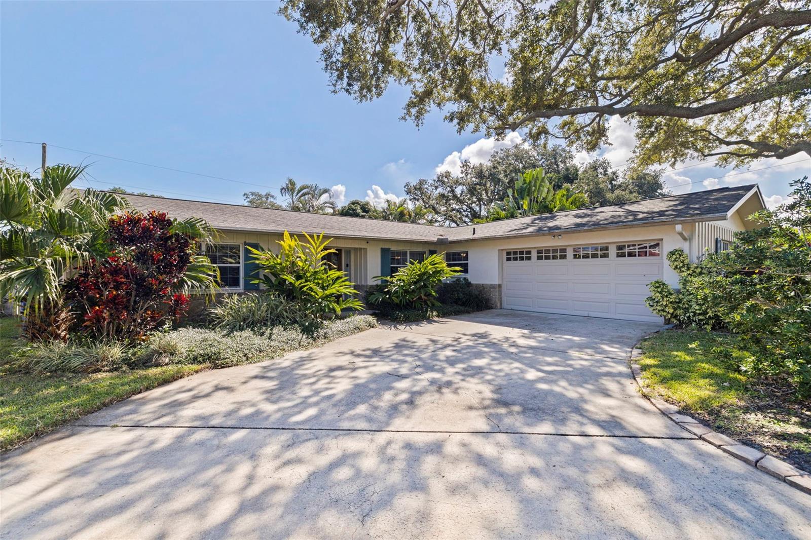 KEENE GROVES - Residential