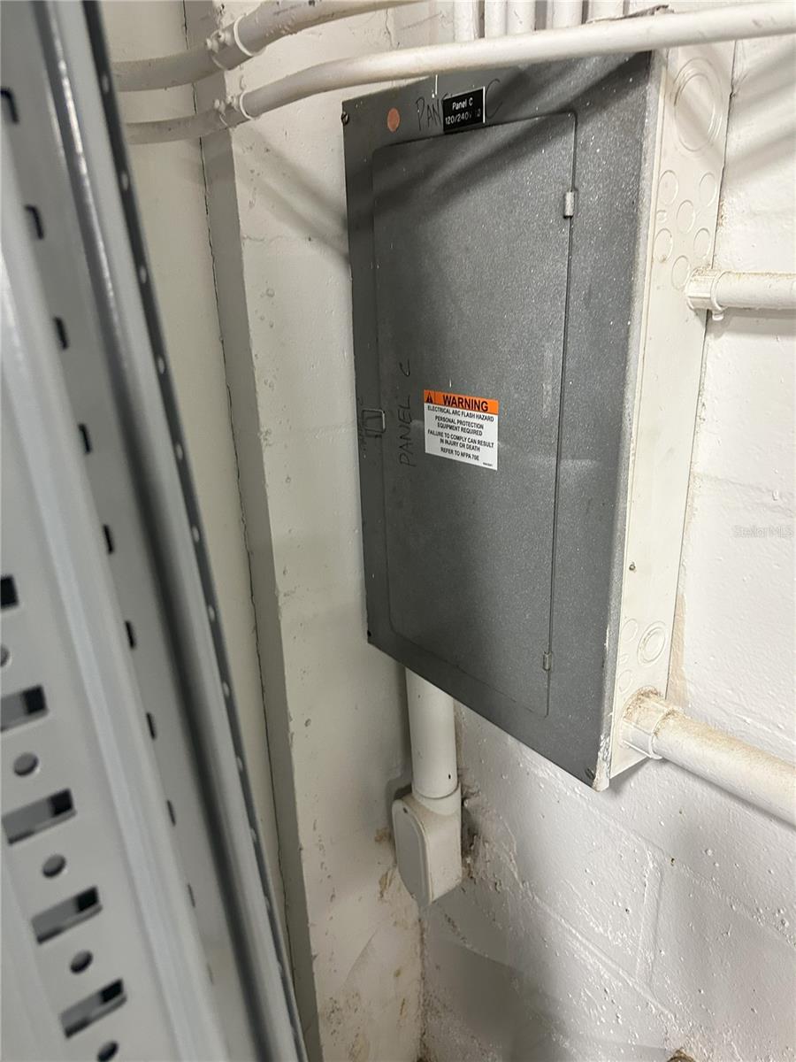 SUNSTATE INDUSTRIAL PARK - Commercial Sale