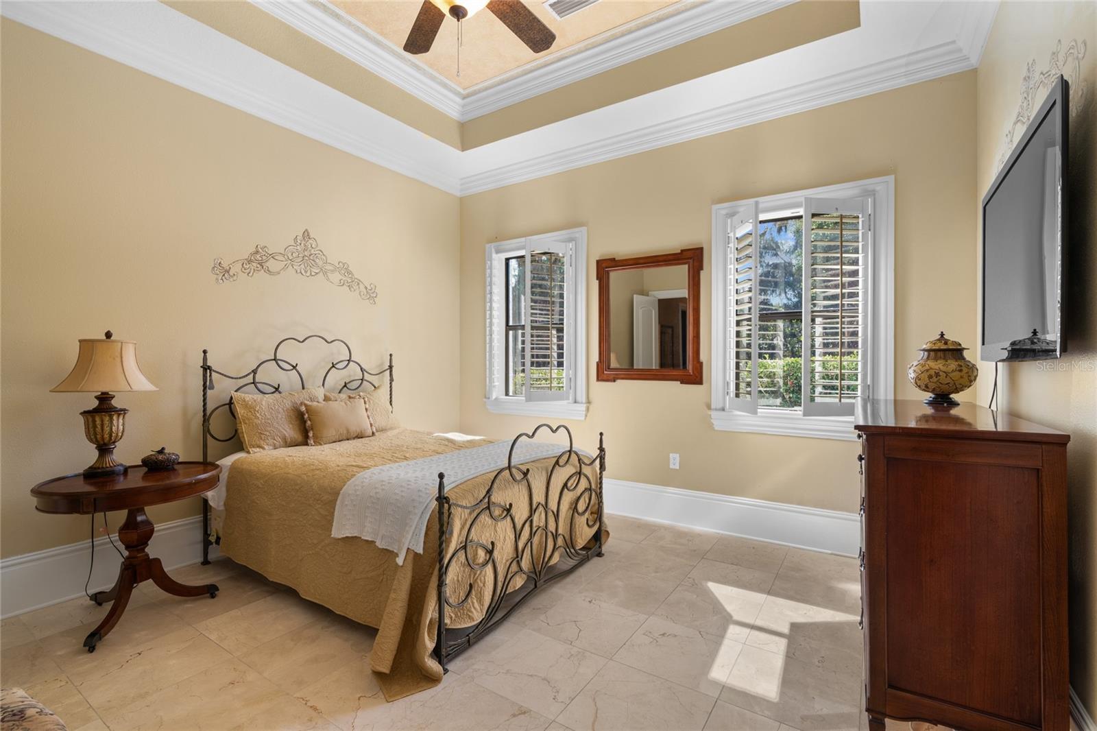 SOUTH POINT - Residential