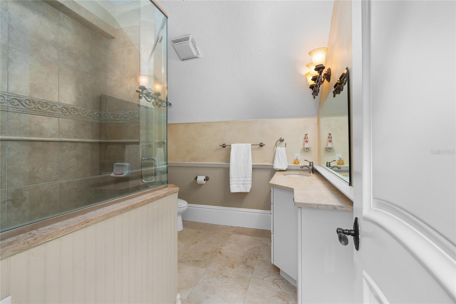 SOUTH POINT - Residential