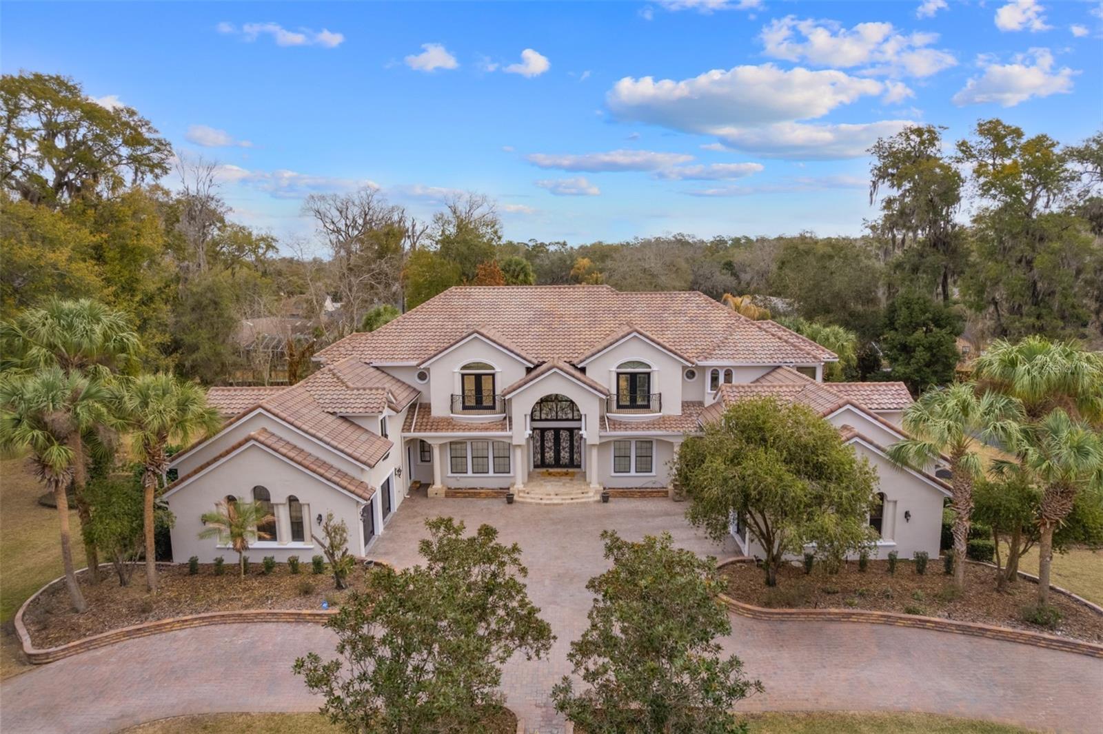 SOUTH POINT - Residential