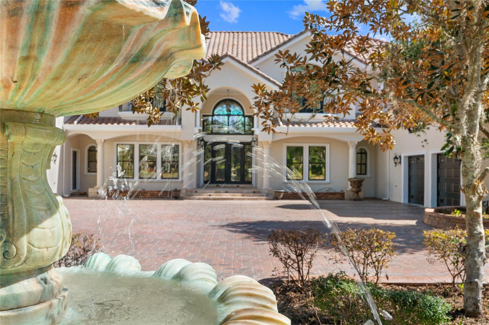 SOUTH POINT - Residential