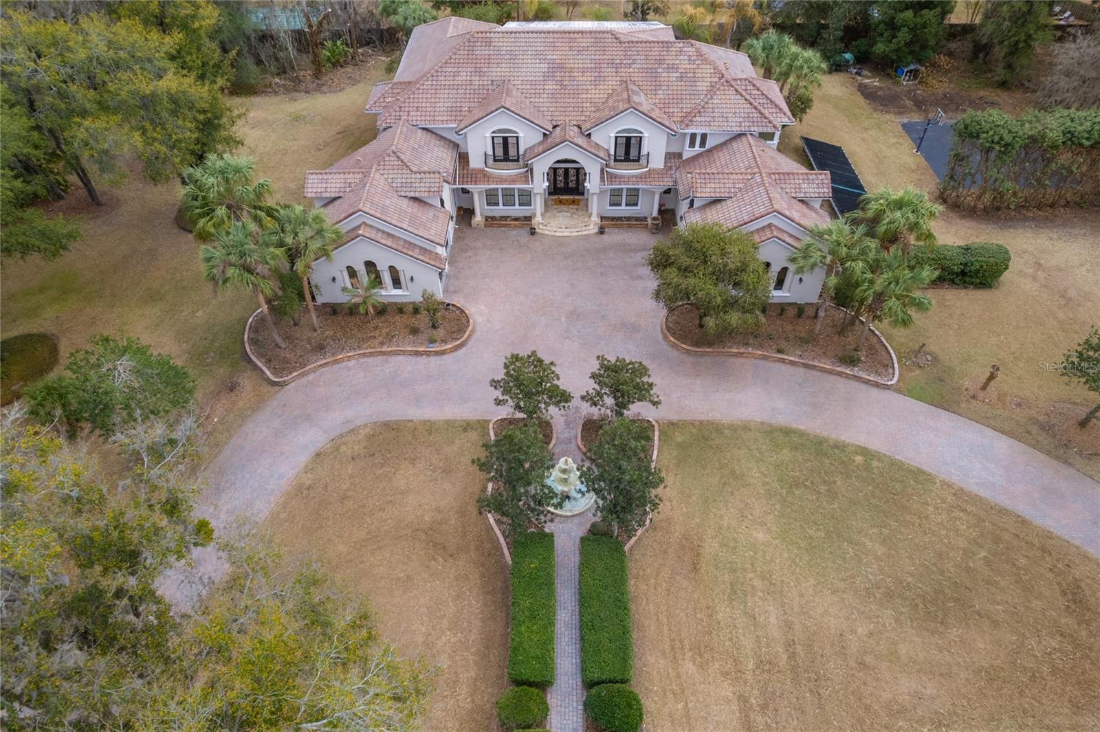 SOUTH POINT - Residential