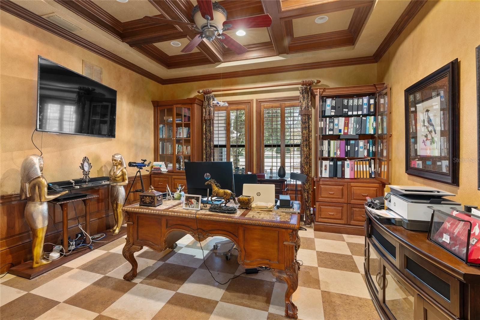 SOUTH POINT - Residential