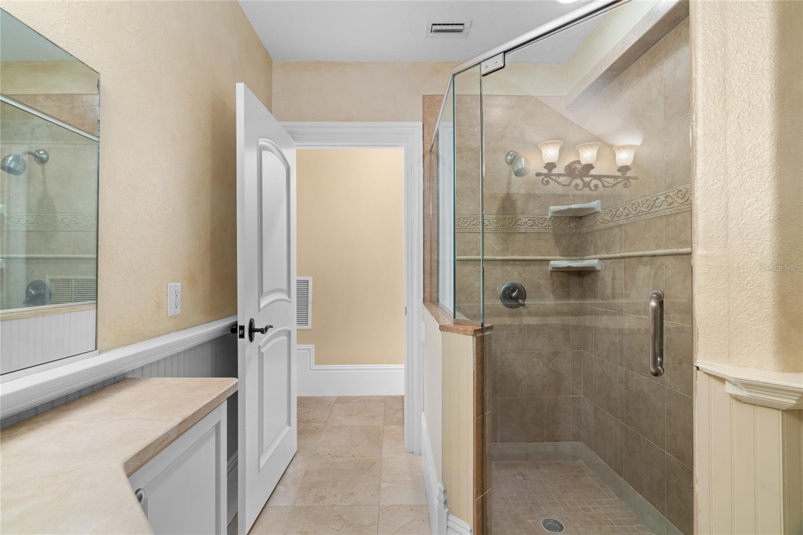 SOUTH POINT - Residential