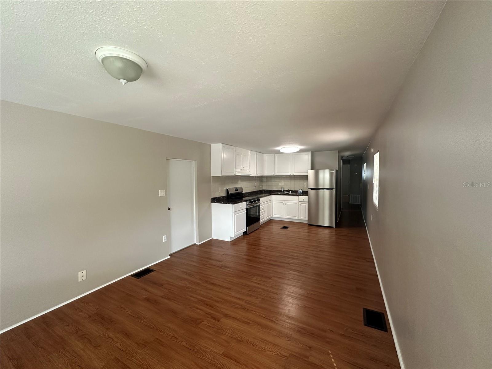 JOHNSON HEIGHTS - Residential Lease