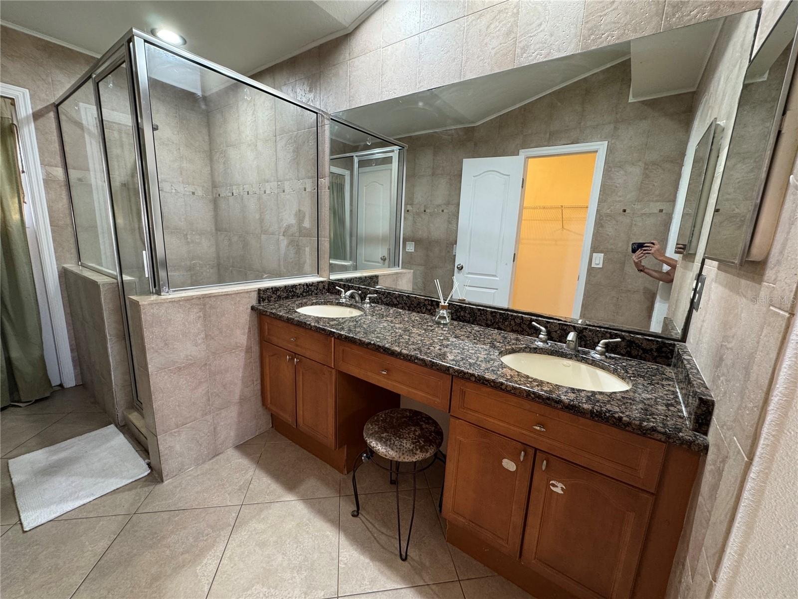 FOREST RIDGE - Residential Lease