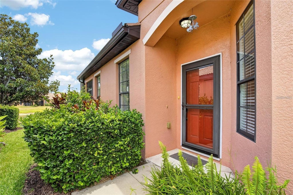 Photo of 132 Shell Falls Drive, Apollo Beach, FL 33572 (MLS # TB8558997)