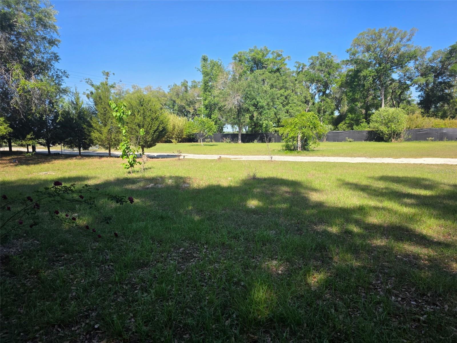 COUNTRY WALK ESTATE - Land