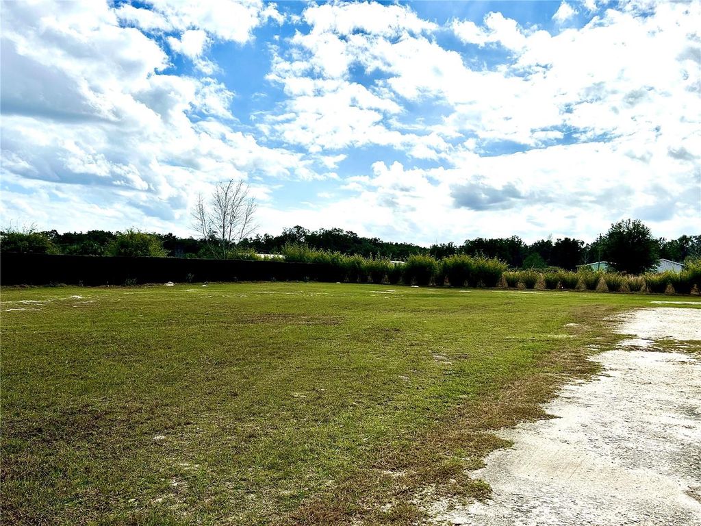 Photo of 0 NW 60th St, Chiefland, FL 32626 (MLS # GC536525)
