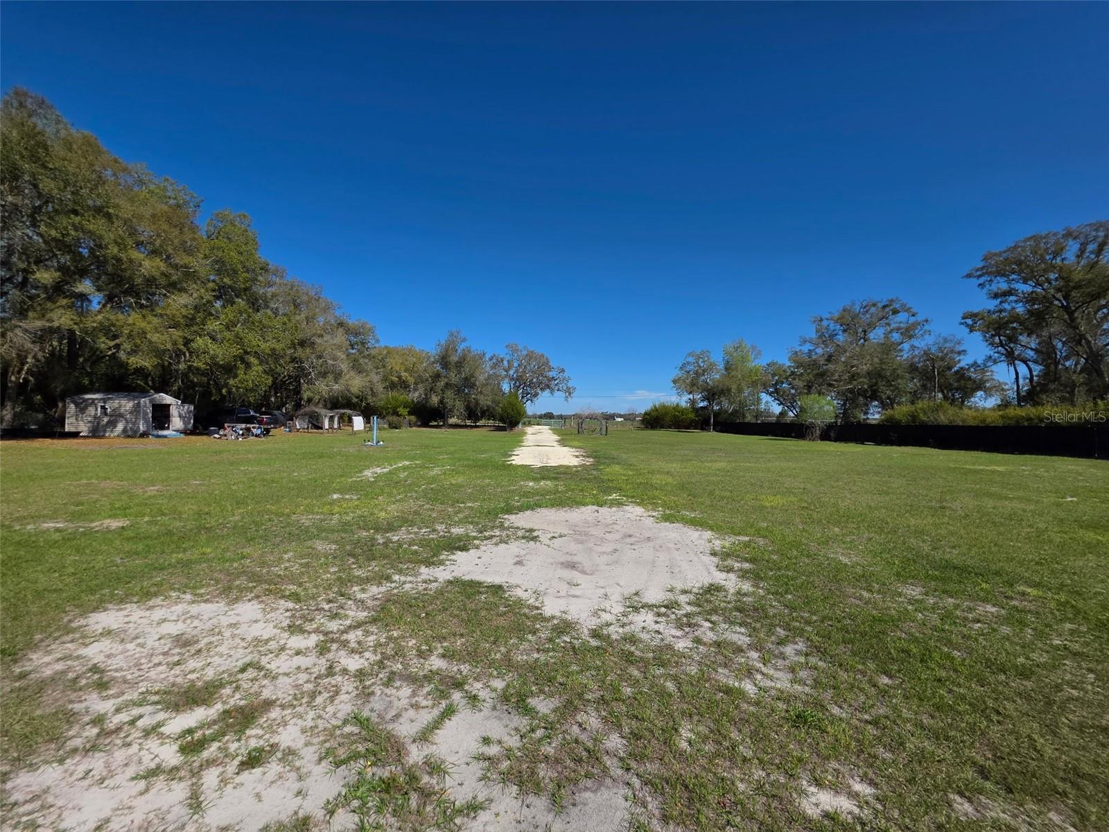 COUNTRY WALK ESTATE - Land