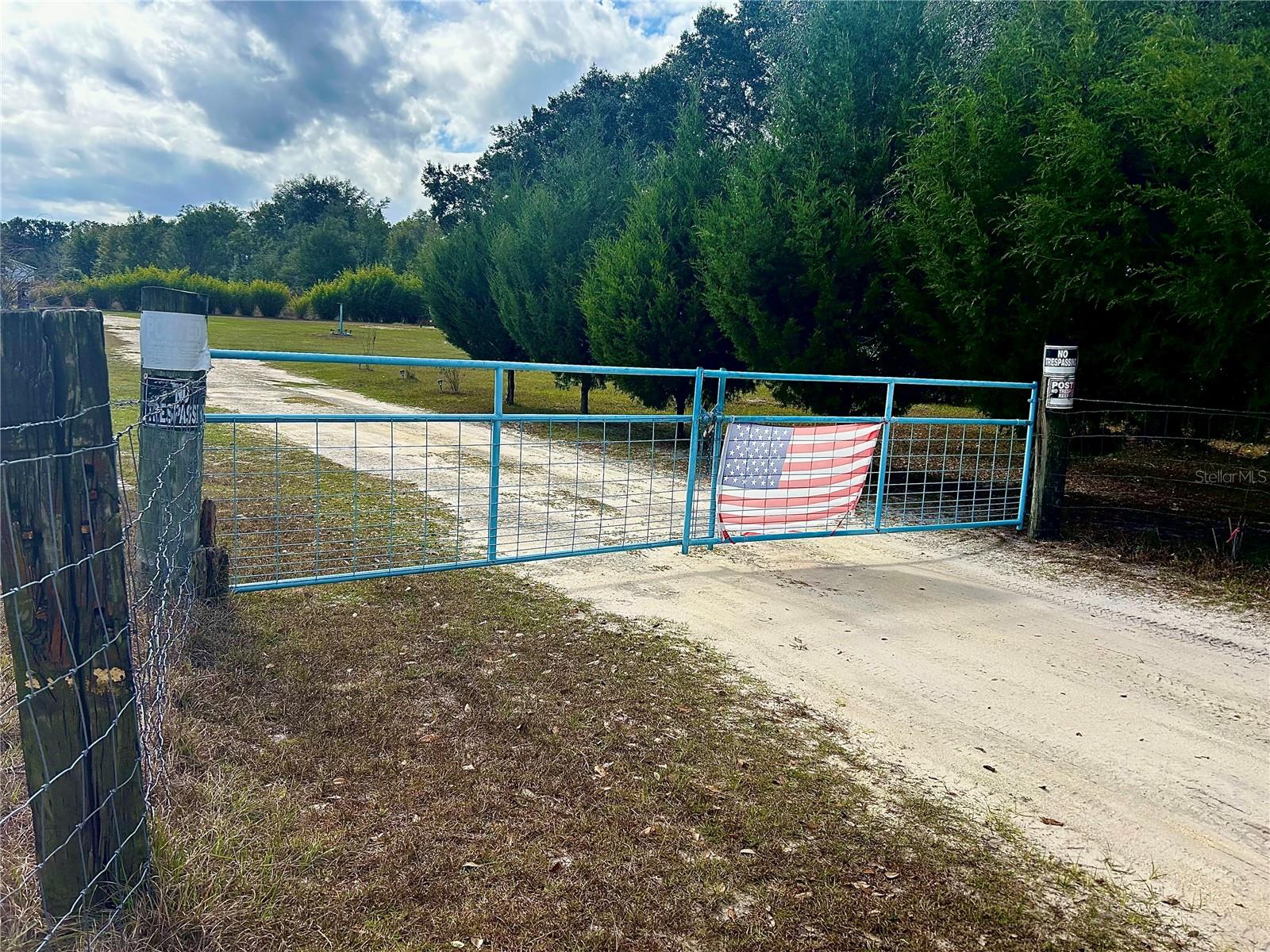 COUNTRY WALK ESTATE - Land