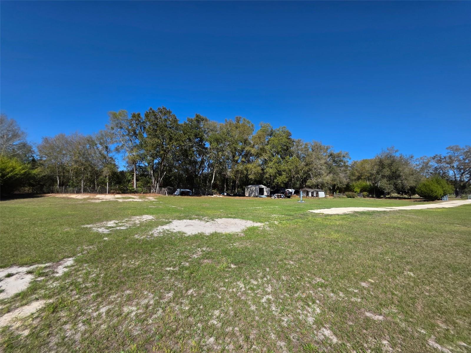 COUNTRY WALK ESTATE - Land