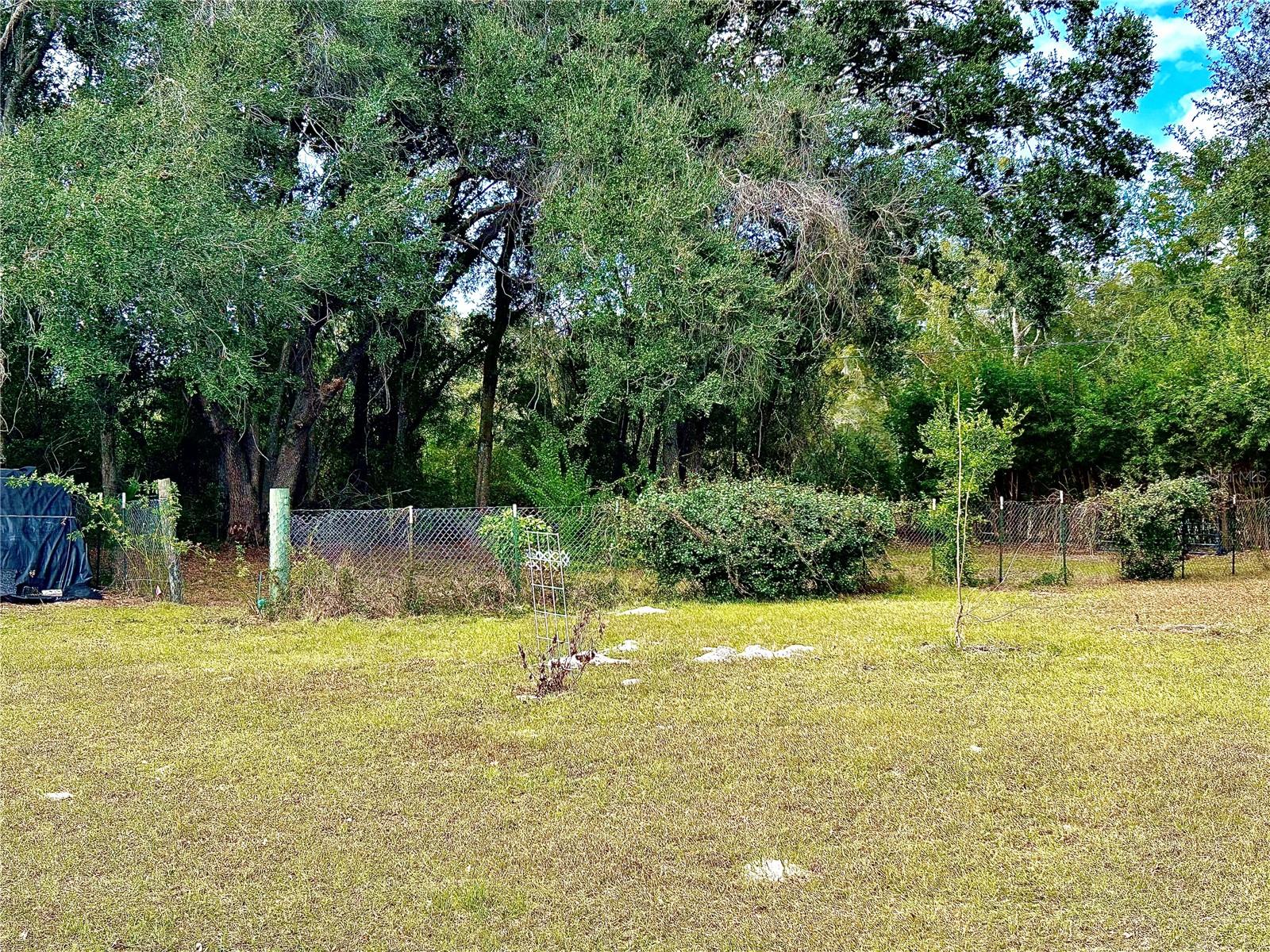 COUNTRY WALK ESTATE - Land