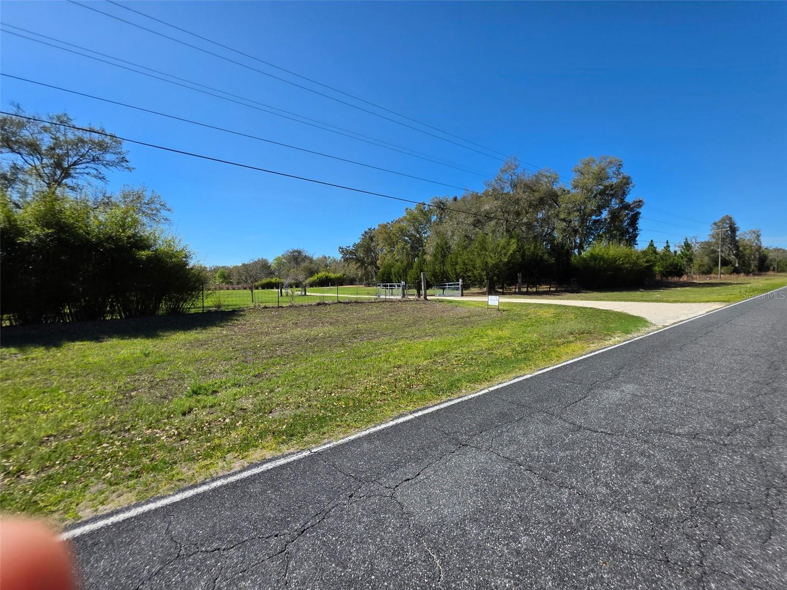 COUNTRY WALK ESTATE - Land