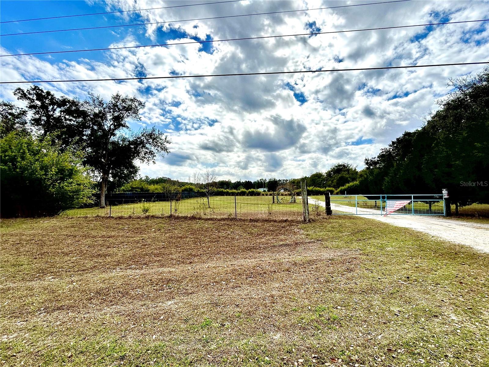 COUNTRY WALK ESTATE - Land