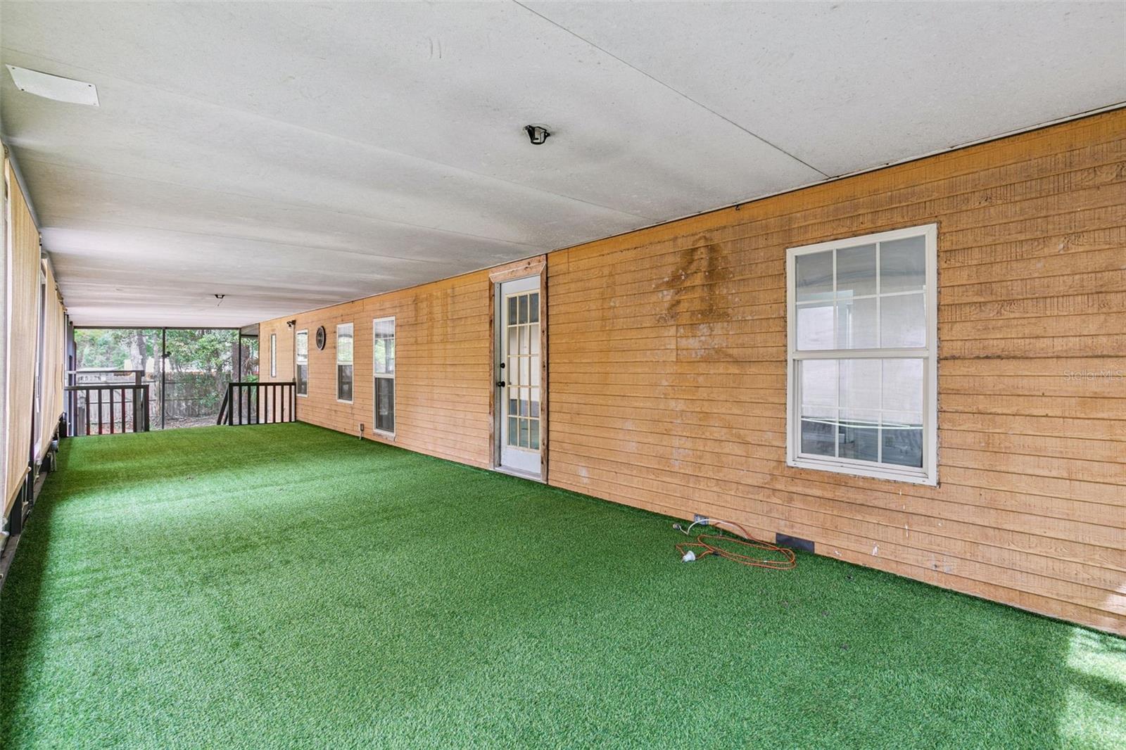 EAST ORLANDO ESTATES - Residential