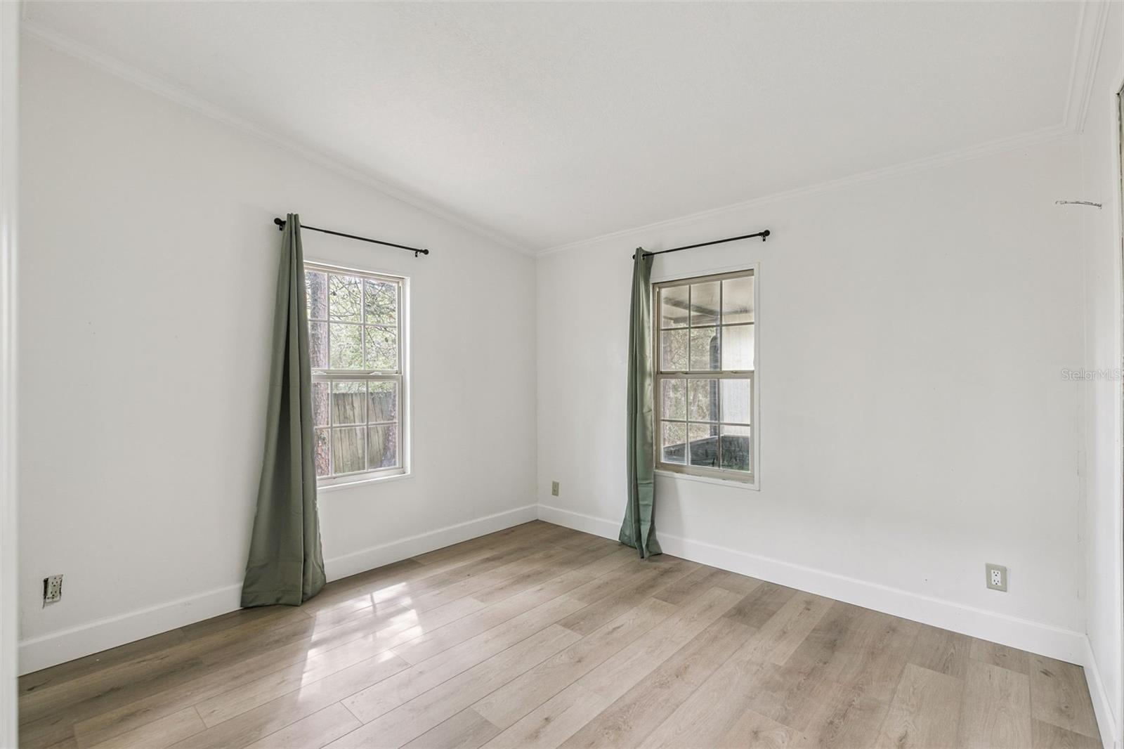 EAST ORLANDO ESTATES - Residential