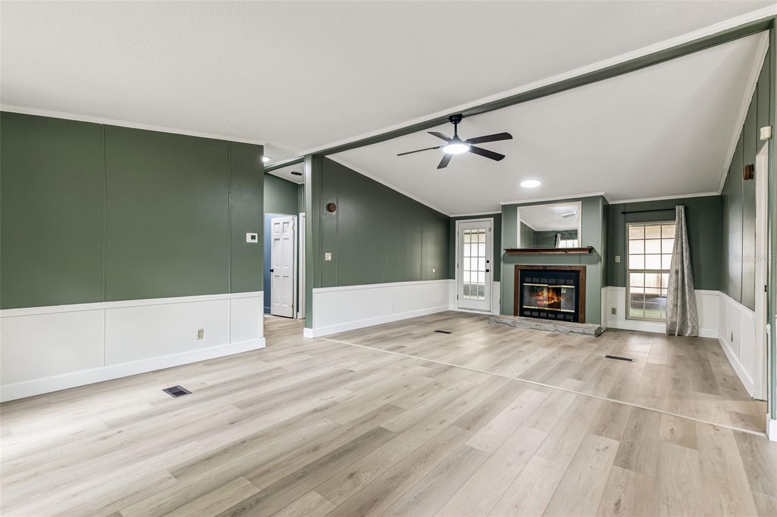 EAST ORLANDO ESTATES - Residential