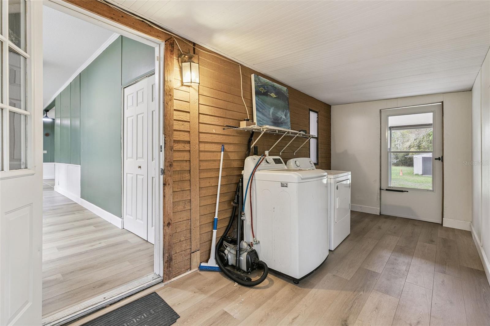 EAST ORLANDO ESTATES - Residential