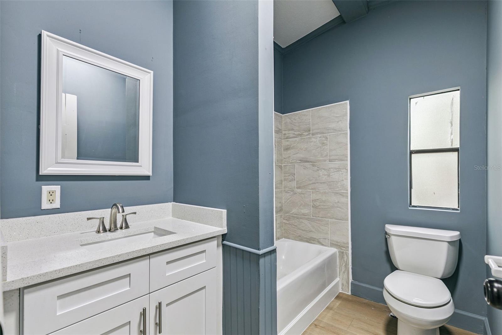 EAST ORLANDO ESTATES - Residential