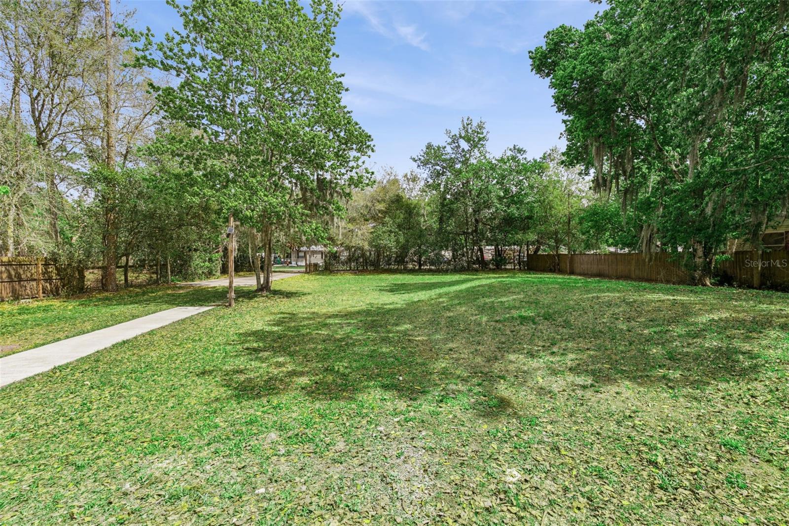 EAST ORLANDO ESTATES - Residential