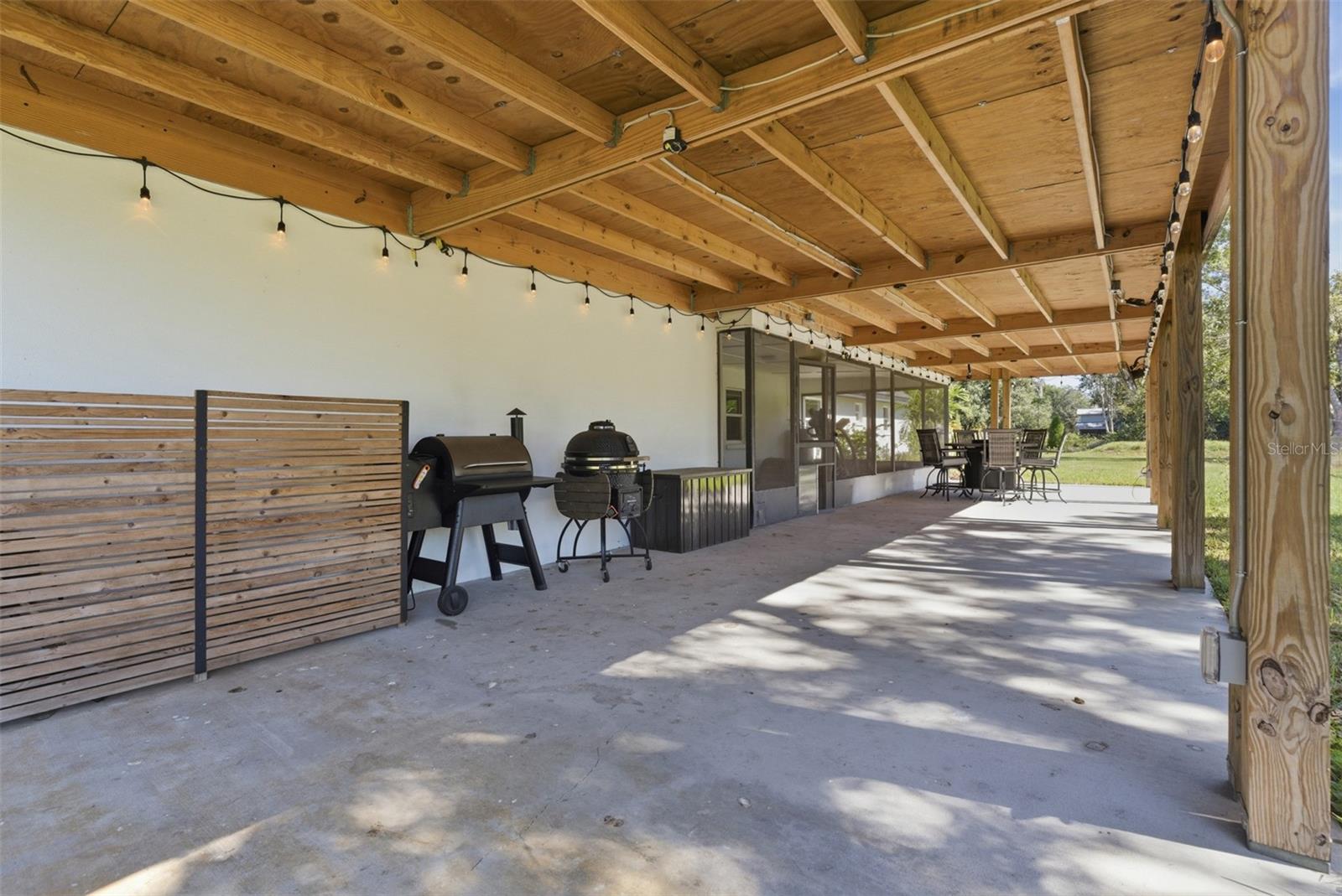 SINGLETON SURV FOR A MINOR - Residential