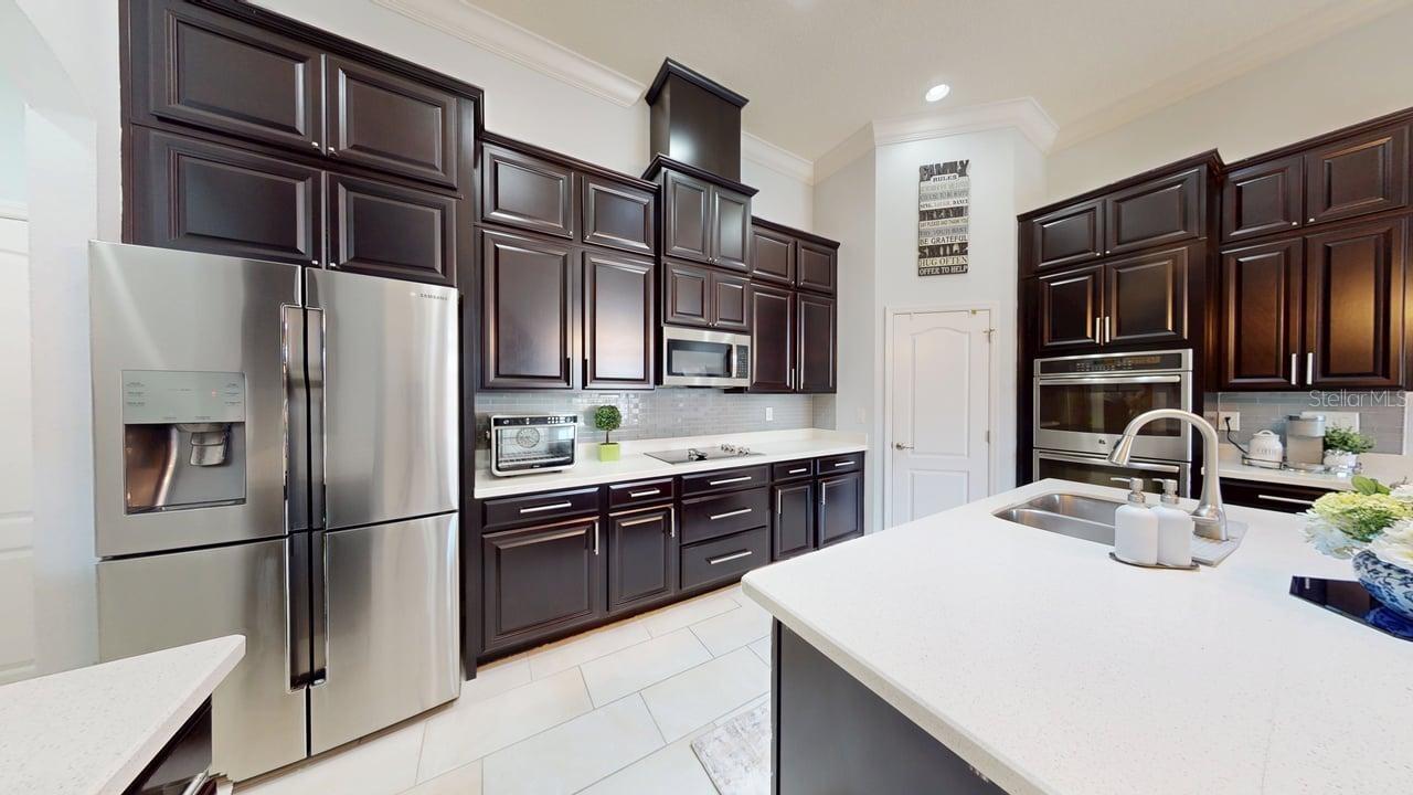 SAWGRASS PLANTATION - Residential