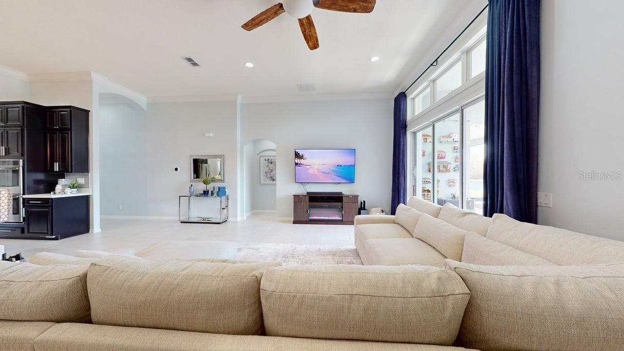 SAWGRASS PLANTATION - Residential