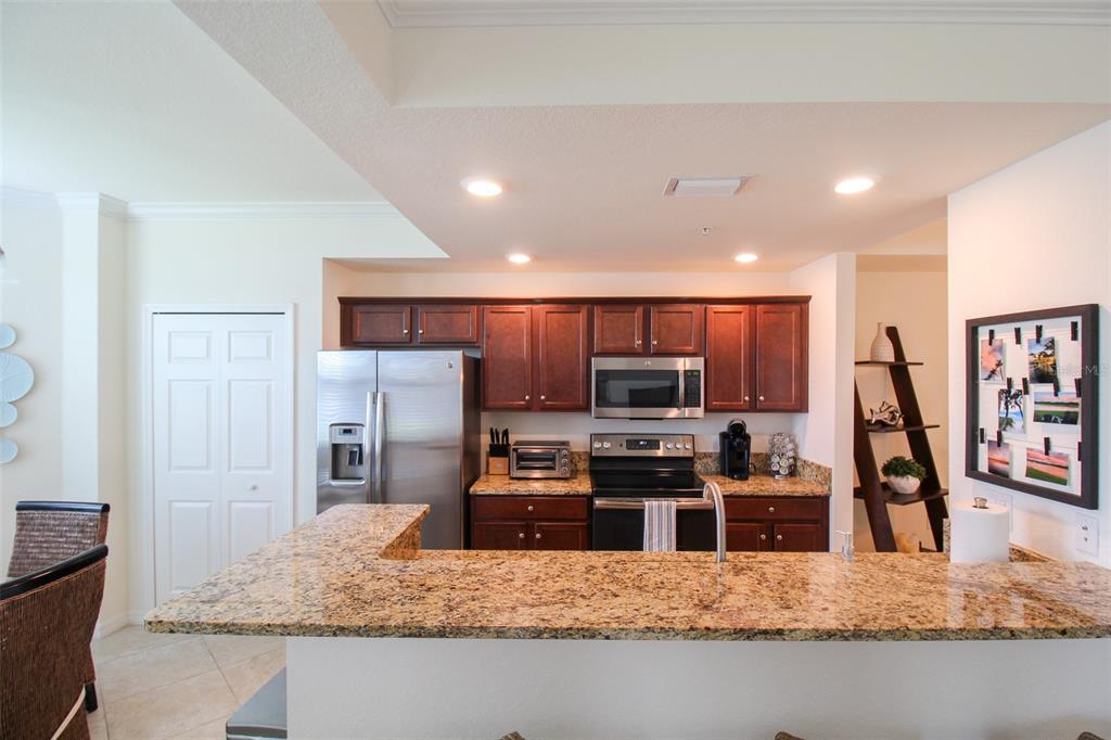 TERRACE II AT LAKEWOOD NATIONAL PH I - Residential Lease