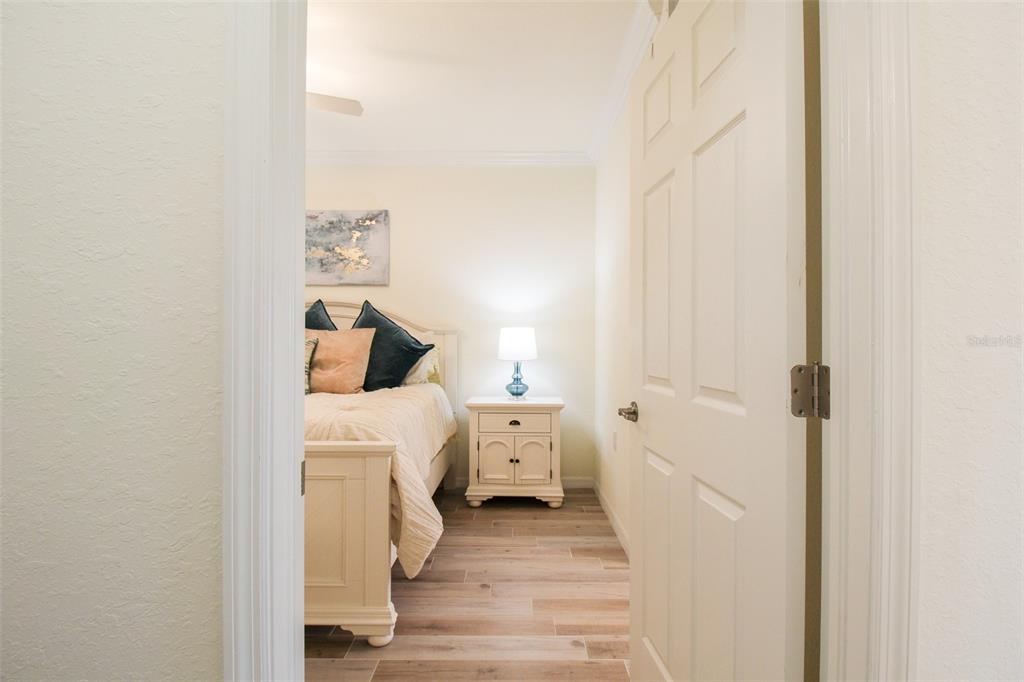 TERRACE II AT LAKEWOOD NATIONAL PH I - Residential Lease