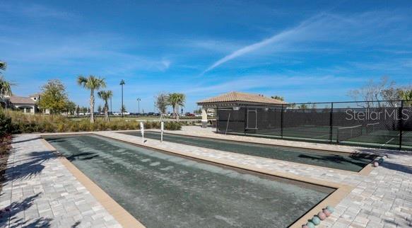 TERRACE II AT LAKEWOOD NATIONAL PH I - Residential Lease