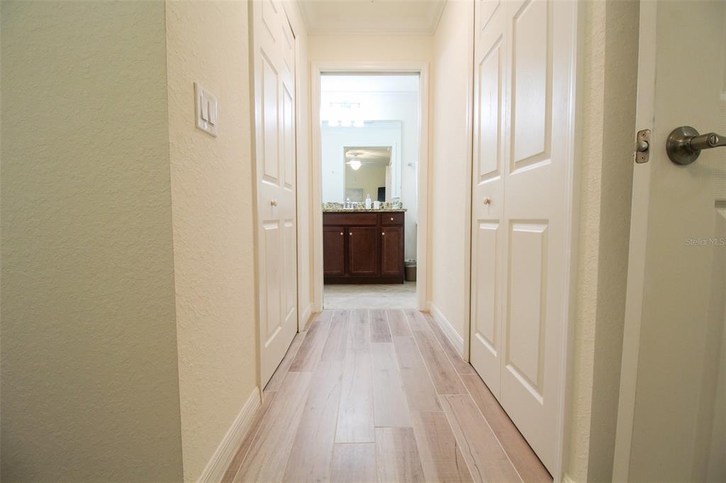 TERRACE II AT LAKEWOOD NATIONAL PH I - Residential Lease