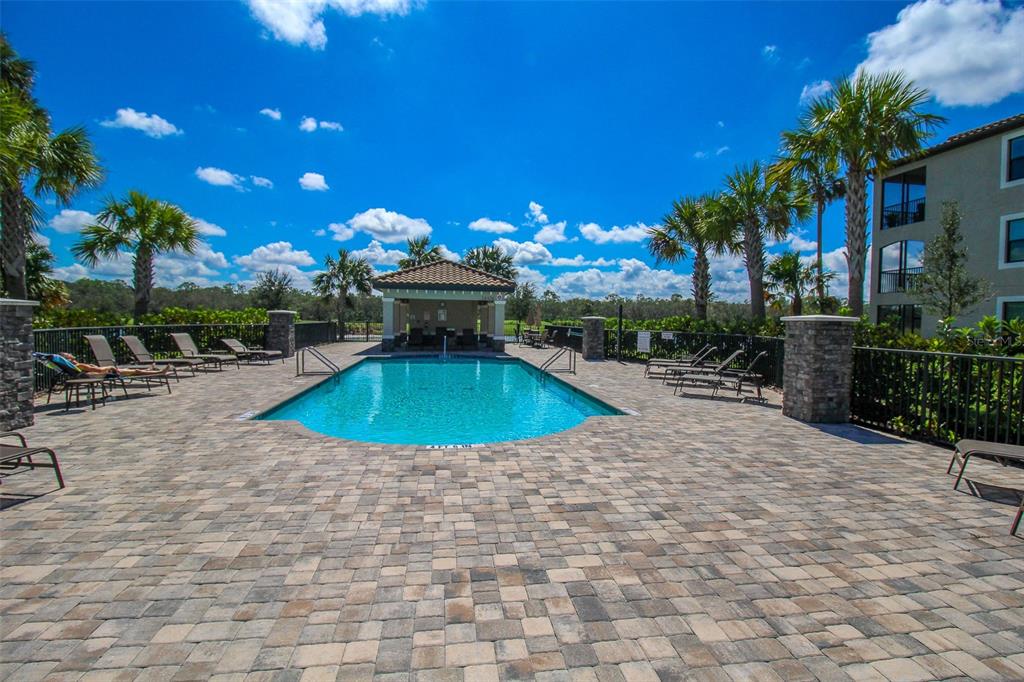 TERRACE II AT LAKEWOOD NATIONAL PH I - Residential Lease