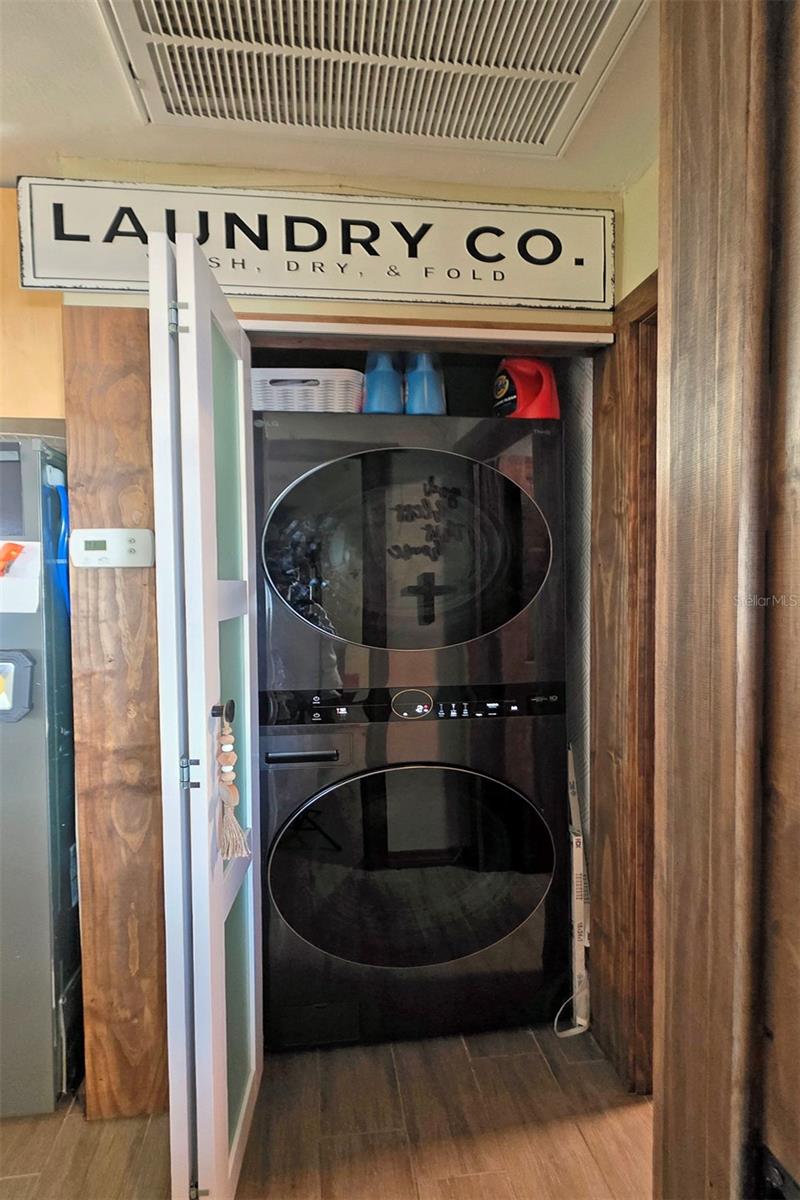 HUDSON BEACH ESTATES - Residential