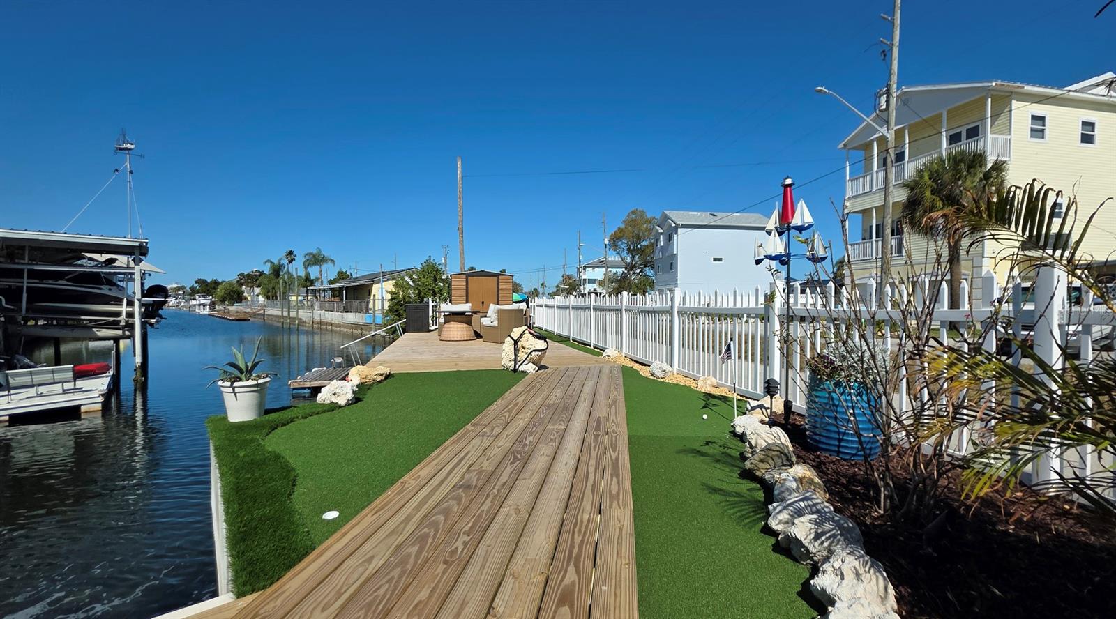 HUDSON BEACH ESTATES - Residential