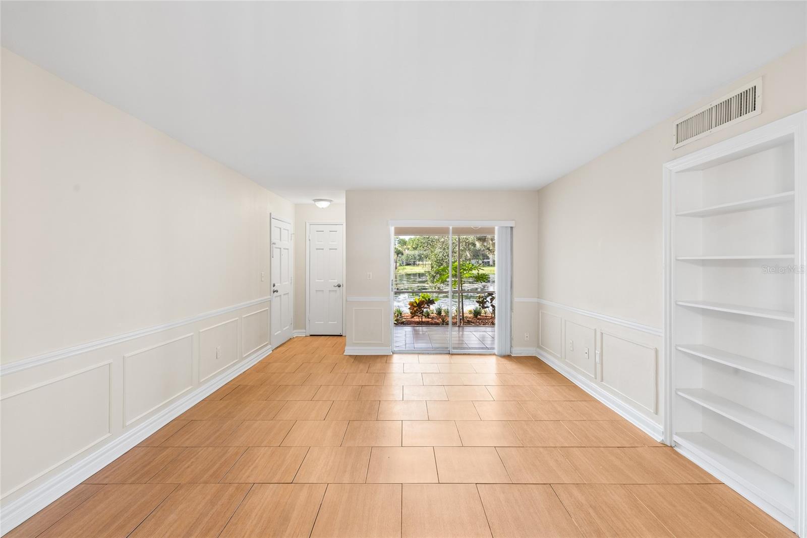 THE GRAND AT OLDE CARROLLWOOD - Residential
