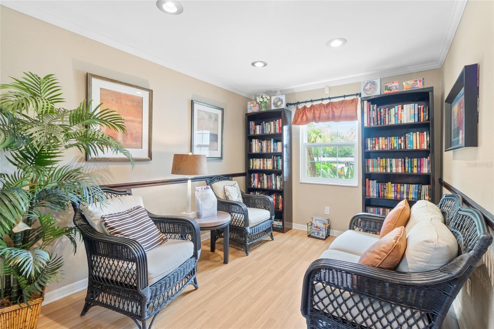 THE GRAND AT OLDE CARROLLWOOD - Residential