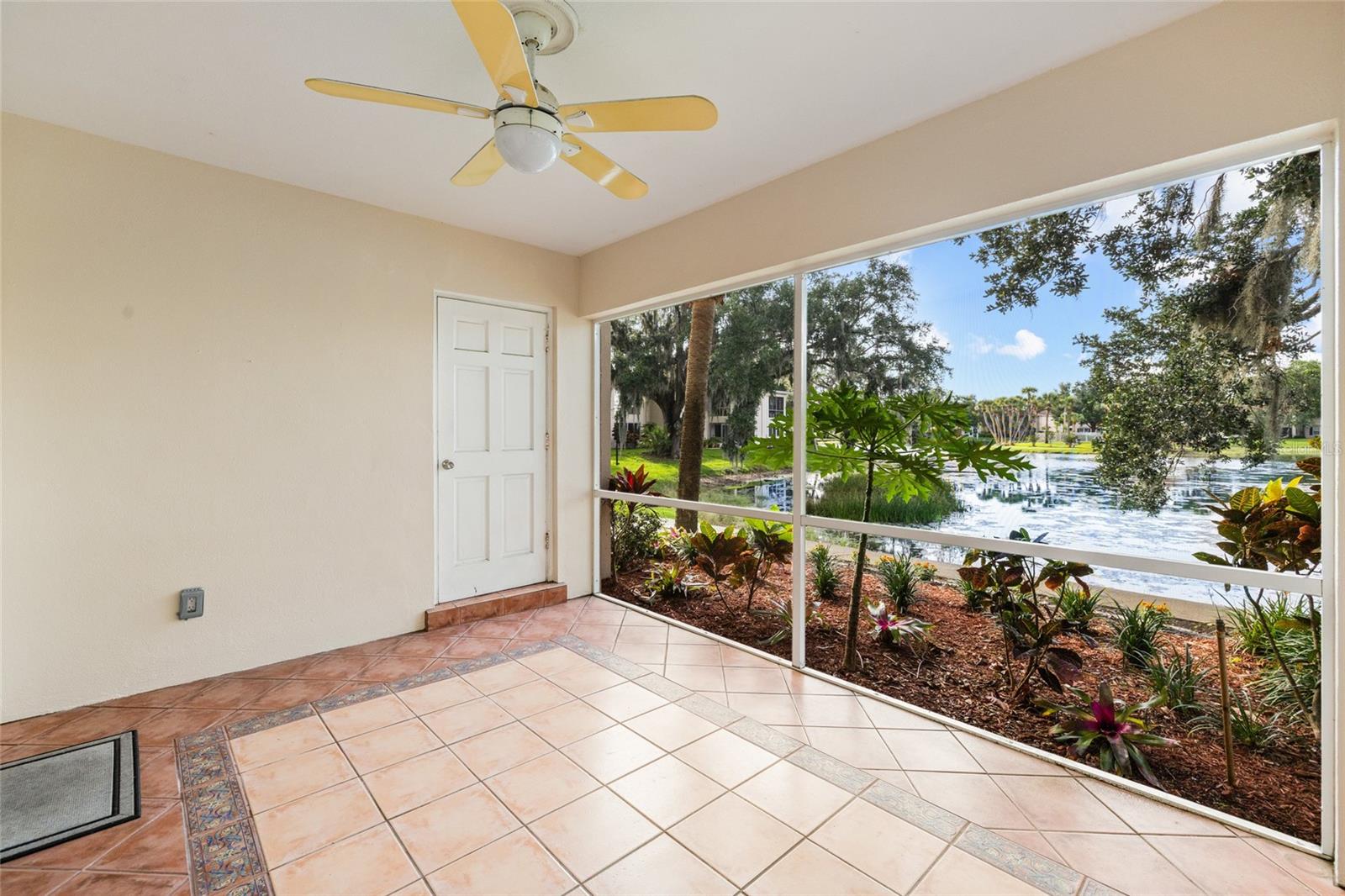 THE GRAND AT OLDE CARROLLWOOD - Residential
