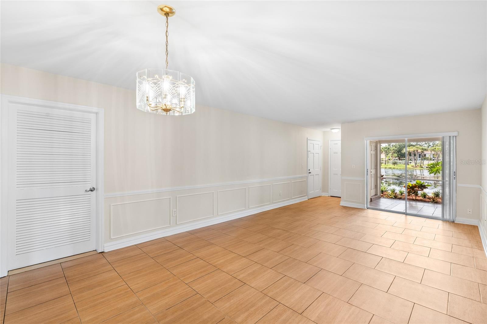 THE GRAND AT OLDE CARROLLWOOD - Residential