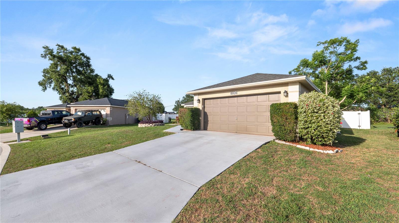 8904 PEBBLEBROOKE DRIVE
