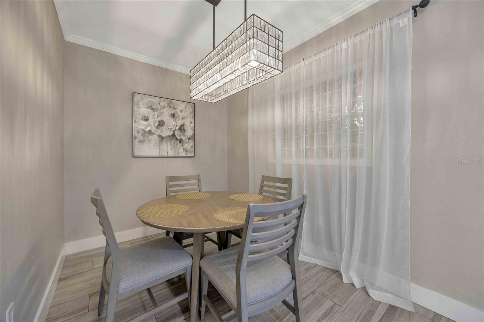 VILLA SONOMA AT INTERNATIONAL - Residential