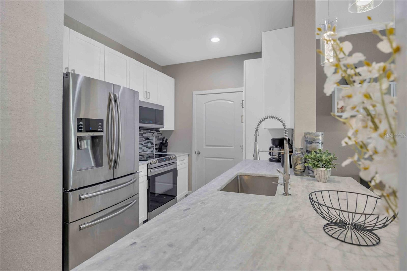 VILLA SONOMA AT INTERNATIONAL - Residential