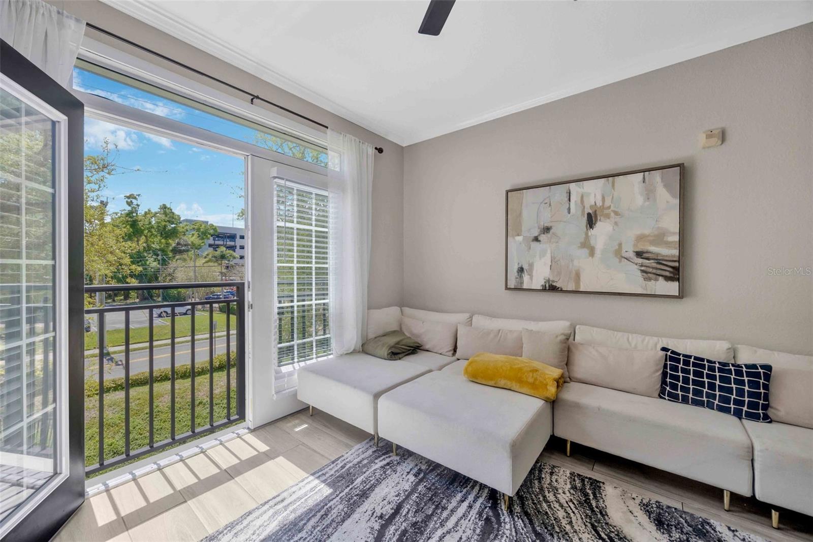 VILLA SONOMA AT INTERNATIONAL - Residential