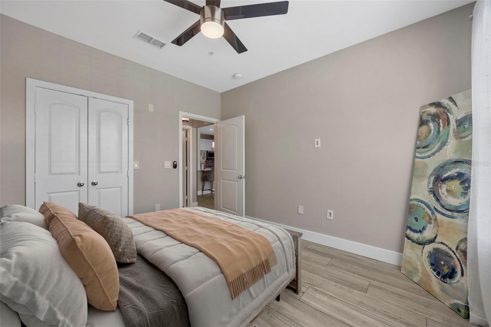 VILLA SONOMA AT INTERNATIONAL - Residential