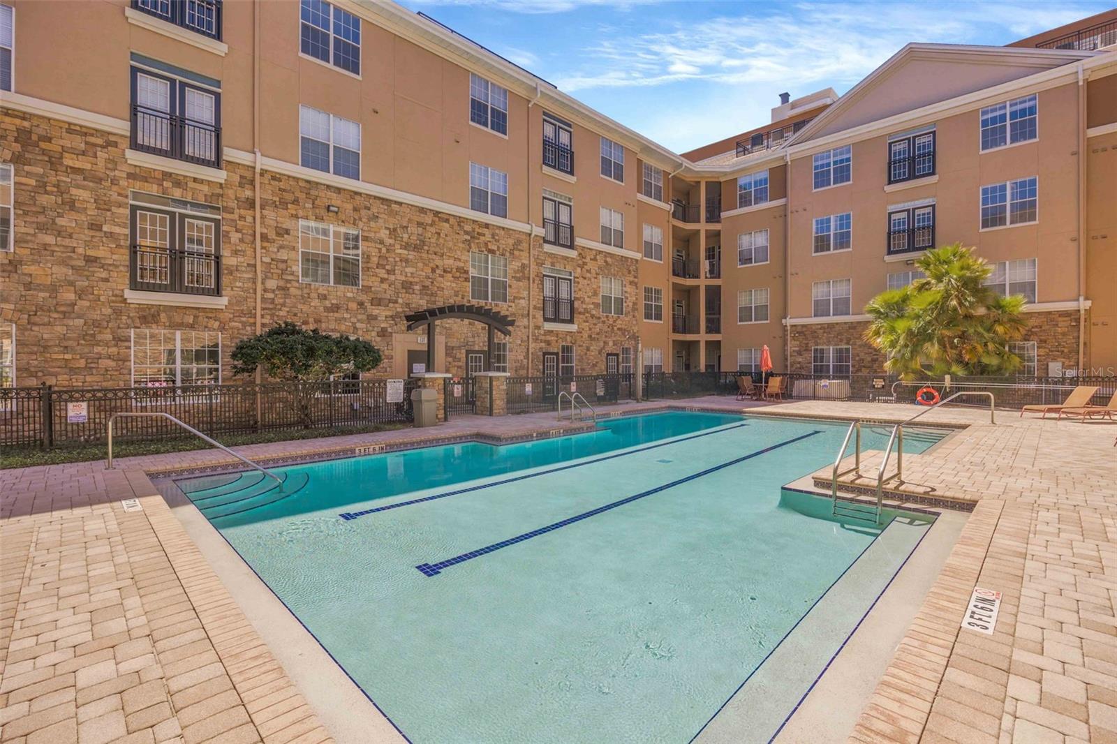 VILLA SONOMA AT INTERNATIONAL - Residential