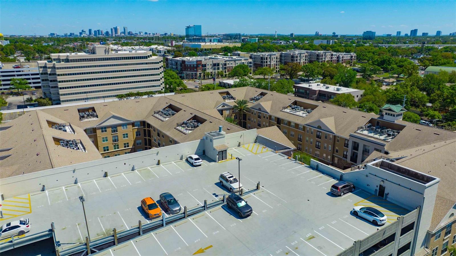 VILLA SONOMA AT INTERNATIONAL - Residential