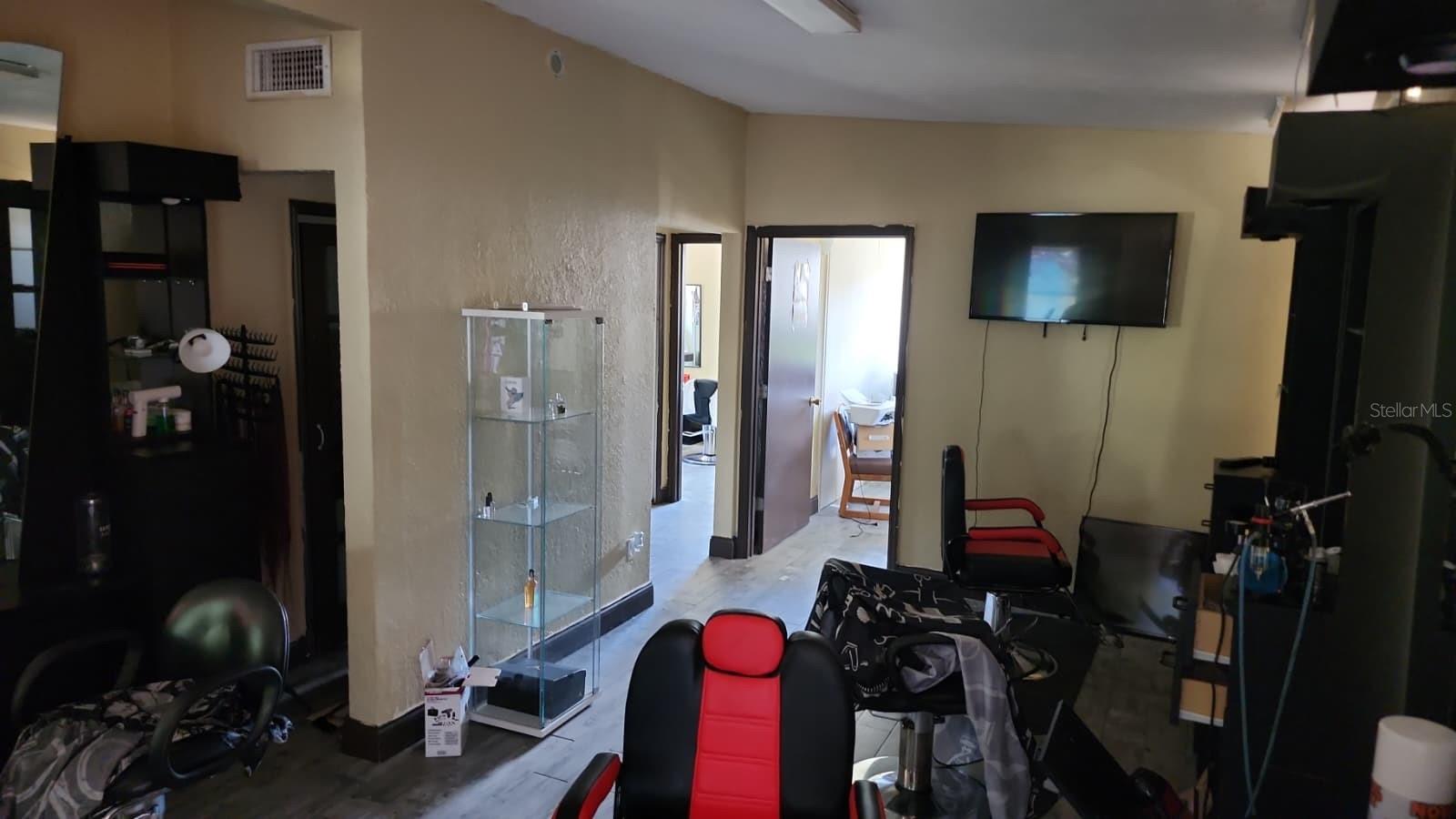 PINE HILLS MANOR 03 - Commercial Sale